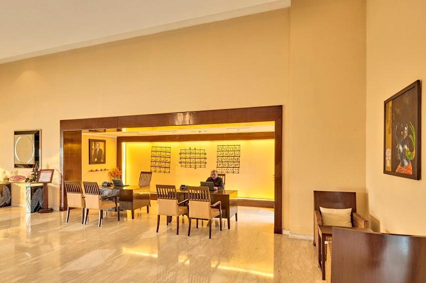 The Lalit Traveller Khajuraho Hotel Bagian luar foto